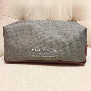 Jurlique x Cathay Pacific Amenity kit 